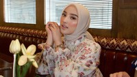 Dinan Fajrina ditanya netizen terkait hidungnya. OP hidungnya bagus banget, kak, komen @ratna. (Foto: dok Instagram dinanfajrina)