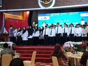 Al Haris Kukuhkan Petugas Haji Jambi 2026, Pelayanan Jemaah Harus Maksimal
