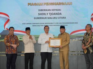 Sherly Tjoanda Raih Penghargaan CSR-PDB Berkat Inovasi Pertanian di Malut