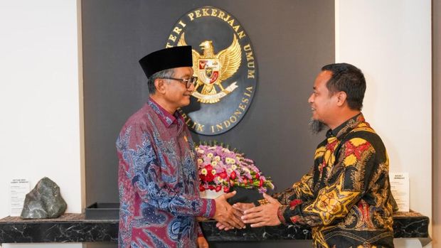 Gubernur Sulsel Andi Sudirman Sulaiman menemui Menteri PU Dody Hanggodo di Jakarta. Dokumen Istimewa