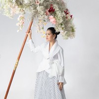 Gaya Kahiyang Ayu di Pemotretan Ultah ke-35, Flawless Dengan Riasan yang Soft