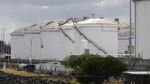 Kapal Tanker Maersk Cyprus Bersandar di Sydney, Aktivitas Pelabuhan Botany Ramai
