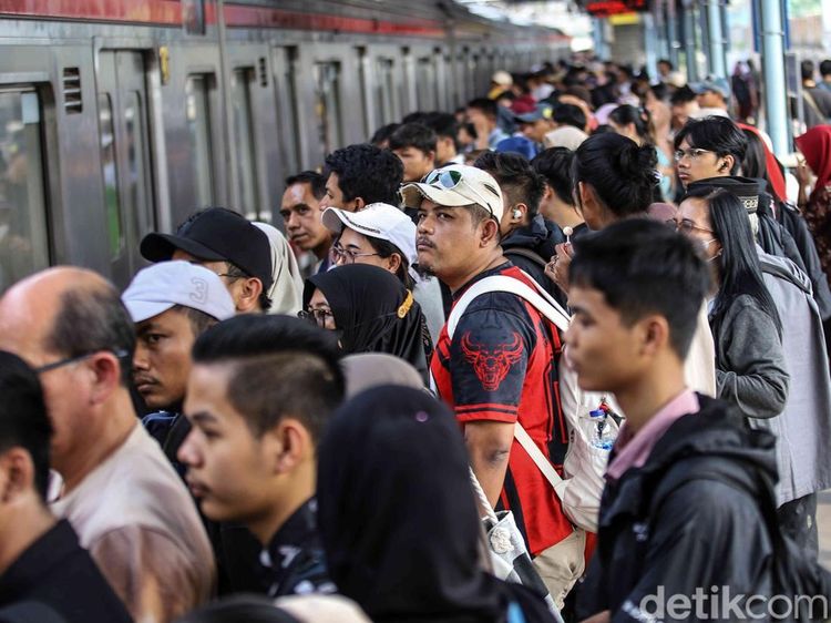 Kasus Pelecehan di KRL Marak Terjadi Saat Jam Padat