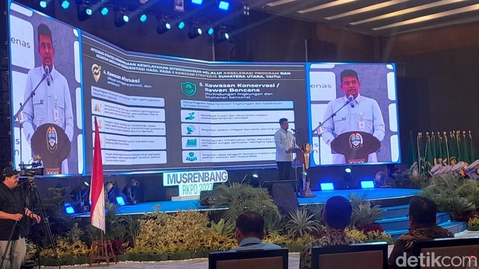 Keterangan foto: Gubsu Bobby Nasution saat sambutan di acara Musrembang Sumut 2027 (Nizar Aldi/detikSumut)