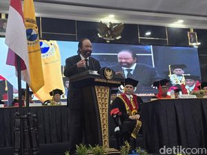Krisis Kepercayaan dan Mandeknya Nalar Publik Jadi Sorotan Surya Paloh