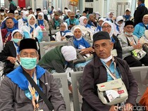 Jemah Haji Kloter 1 Embarkasi Yogyakarta Tiba di Madinah Hari Ini
