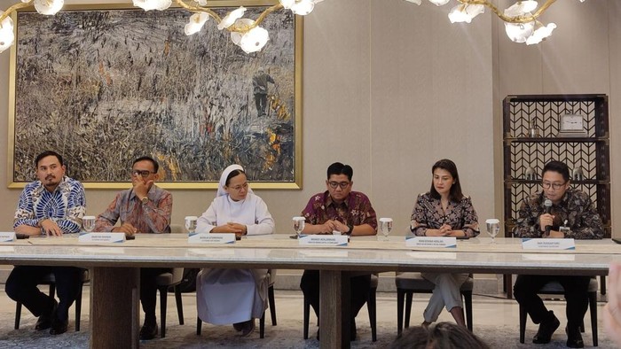 Konferensi pers pengembalian dana nasabah BNI Paroki Aek Nabara