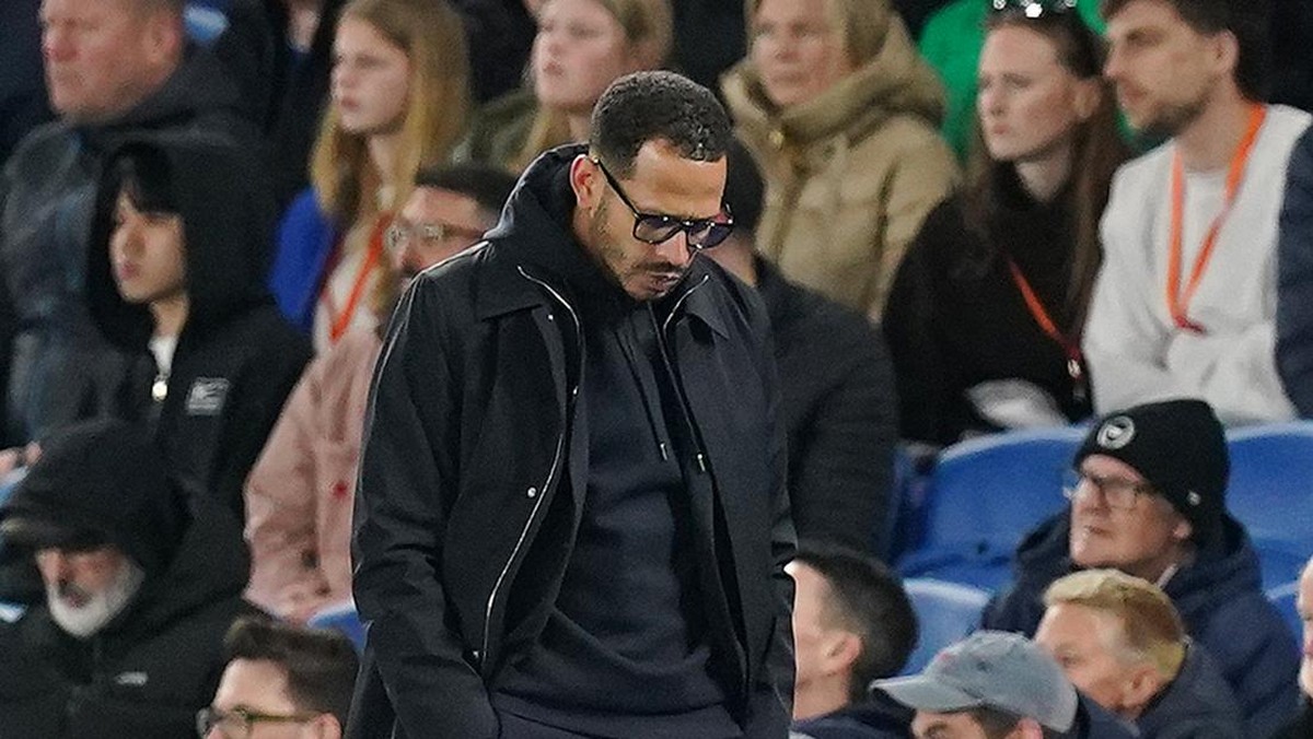 Liam Rosenior dipecat Chelsea. (Foto: PA Images via Getty Images/Gareth Fuller - PA Images)