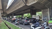 Jalan Sholeh Iskandar Bogor Macet Siang Ini Imbas Pembukaan Mal Baru