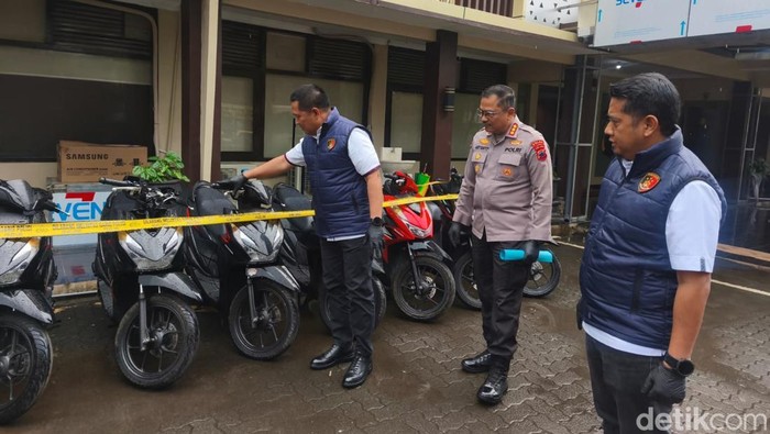 Sejumlah motor yang hendak diselundupkan ke Timor Leste disita Polda Jateng, Rabu (22/4/2026).
