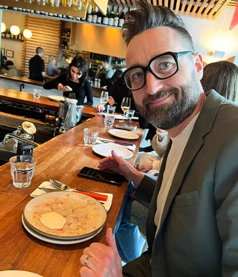 Pecahkan Rekor Dunia, Pria Ini Jelajahi 28 Restoran Michelin Sehari!