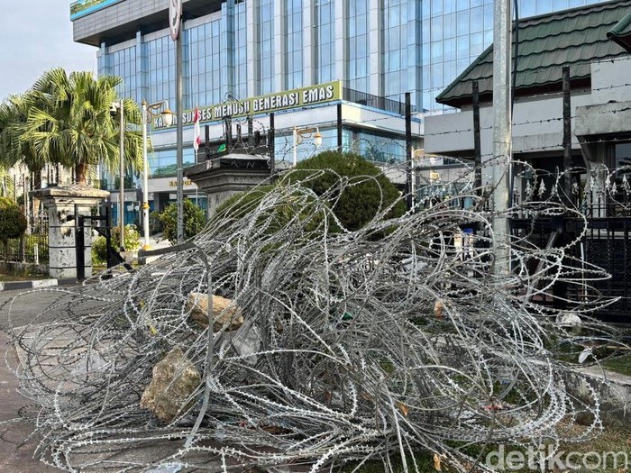 Penampakan Kantor Gubernur Kaltim Pascaaksi 21 April