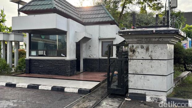 Penampakan Kantor Gubernur Kaltim Pascaaksi 21 April Penampakan Kantor Gubernur Kaltim Pascaaksi 21 April