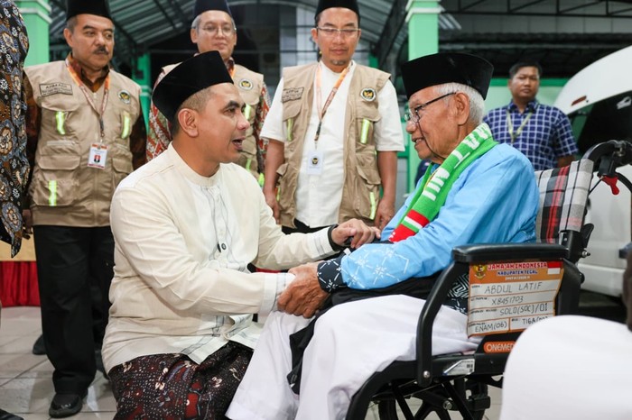 Pesan Taj Yasin untuk Jemaah Haji 2026: Jaga Kesehatan-Nama Baik Daerah