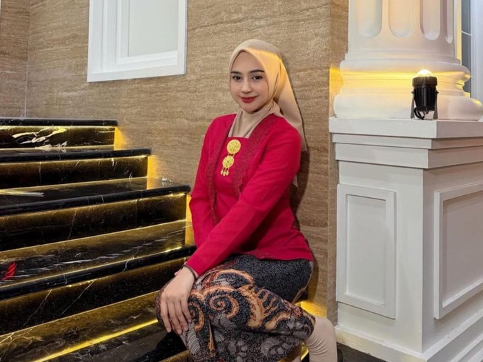 Potret Penampilan Terbaru Ria Ricis & Putrinya yang Jadi Sorotan Netizen