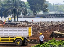 Kondisi Terkini Gedung Sate yang Mulai Dibongkar