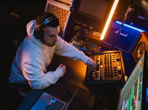 Sennheiser HD 480 Pro Rilis, Headphone Studio Bass Akurat