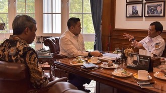 Seskab Terima Dirut KAI dan BTN, Bahas Hunian Vertikal di Manggarai