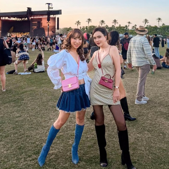 Gaya Stylish Shandy Aulia Nonton Coachella, Boots Tinggi & Mini Outfit