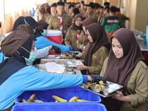 Pemerintah Siapkan Peraturan soal Rantai Pasok MBG