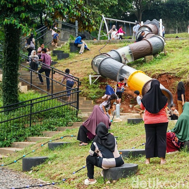 Taman Kampung Kandang Jadi Tempat Main Favorit Anak-anak