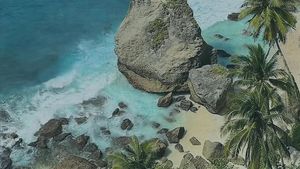 Video: Keindahan Dunia yang Ada Duplikatnya di Indonesia