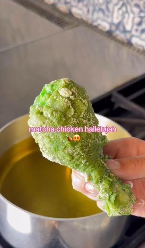 Viral Ayam Goreng Matcha
