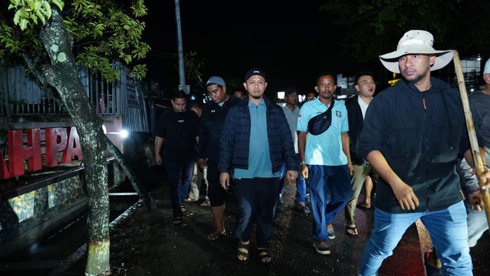 Walkot Pekanbaru Agung Nugroho cek banjir (Dok Pemkot Pekanbaru)