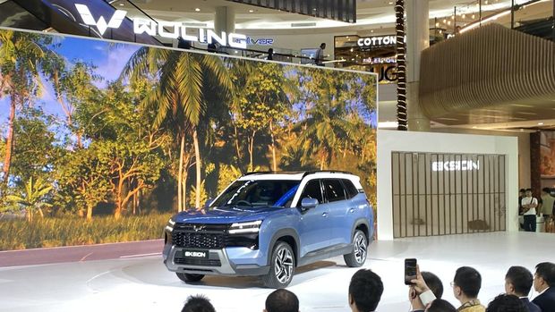 Wuling Eksion meluncur di Indonesia