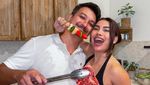 Terapkan Pola Diet Sehat, Yulia Baltschun Tetap Bisa Makan Enak!