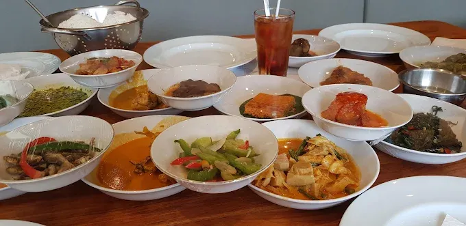 10 Nasi Padang Enak di Jakarta 10 Nasi Padang Enak di Jakarta