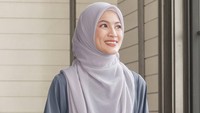 Alyssa Soebandono juga mengingatkan netizen untuk gak bikin konten hoax. Jadilah pengguna yang pintar akan sebuah kemajuan yang baru, jangan sampai apa yang kita lakukan itu merugikan orang lain, karena banyak di luar sana yang susah membedakan mana yang nyata, mana yang buatan teknologi atau AI. Jadi sebisa mungkin kita gunakan teknologi dengan bijak supaya gak ada korban yang difitnah, ujarnya. (Foto: dok Instagram kakha_series)