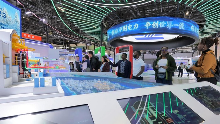 BEIJING, CHINA - APRIL 22, 2026 - Visitors learn about intelligent equipment in the field of nuclear energy at the 2026 China International Nuclear Industry Exhibition in Beijing, China on April 22, 2026. (Photo credit should read CFOTO/Future Publishing via Getty Images)