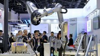 Dengan meningkatnya kebutuhan energi bersih dan berkelanjutan, industri nuklir dinilai memiliki peran strategis dalam mendukung transisi energi di berbagai negara. Pameran ini pun menjadi momentum untuk memperkenalkan solusi teknologi yang dapat mendukung kebutuhan tersebut. CFOTO/Future Publishing via Gett/CFOTO