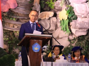 Eddy Soeparno Bicara Tantangan Disrupsi Global di Unpatti Ambon