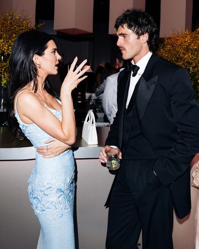 Jacob Elordi dan Kendall Jenner dikabarkan berpacaran sejak Februari 2026.