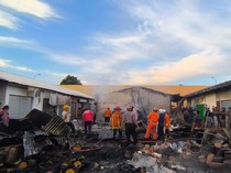 Pasar Baru Tuban Terbakar Dini Hari, 41 Lapak Pedagang Ludes