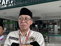 10 Calon Haji Embarkasi Surabaya Tunda Berangkat ke Tanah Suci