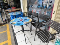 Video: Ajaibnya Kursi Minimarket, Jadi Tempat Healing dari Dunia yang Berisik