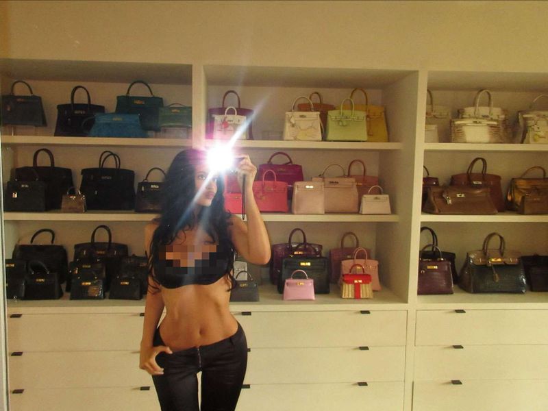 Kylie Jenner pamer koleksi Hermes, lebih dari 50.