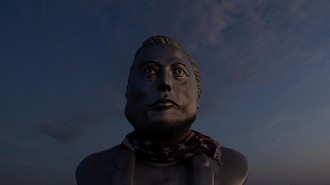 Patung dan Mural Elon Musk Hiasi Starbase, SpaceX Bersiap IPO