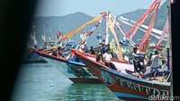 Upacara adat ini tegap digelar setiap bulan Sura dalam penanggalan Jawa. Meskipun saat kondisi tangkapan ikan para nelayan mengalami paceklik pihaknya tetap menggelar Sembonyo sebagai bentuk rasa syukur atas karunia Tuhan Yang Maha Esa, sekaligus mengenang Tumenggung Yudo Negoro yang telah membuka kawasan Prigi.