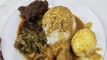 10 Nasi Padang Legendaris di Jakarta Ini Punya Lauk Komplet