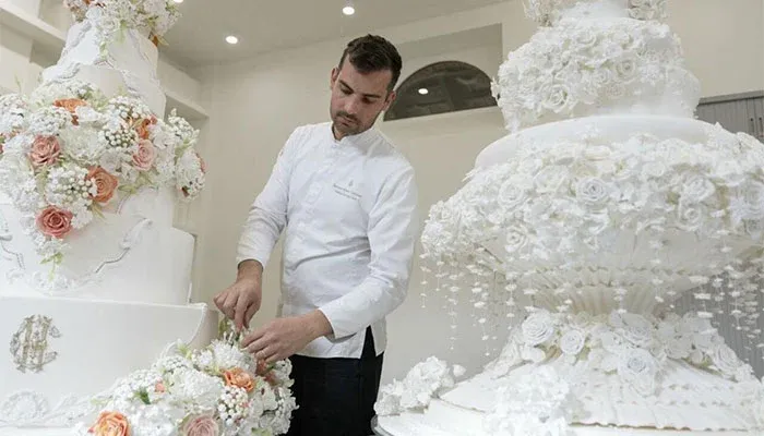 Pastry Chef dengan Wedding Cake Termahal di Dunia