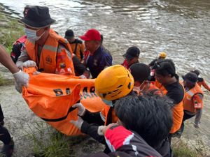 Pemotor Magetan yang Hilang di Jembatan Ngujur Magetan ditemukan Tewas