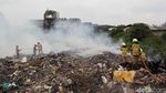 Pendinginan Kebakaran Sampah Kelapa Gading Masih Berlanjut