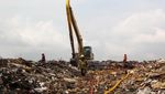 Pendinginan Kebakaran Sampah Kelapa Gading Masih Berlanjut