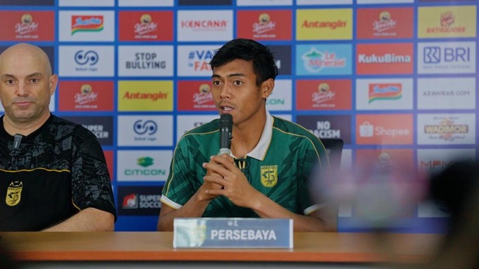 Penjaga gawang Persebaya, Andhika Ramadhani