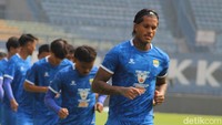 Borneo Rebut Puncak Klasemen, Persib Fokus ke Diri Sendiri