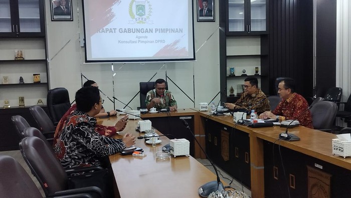 Rapat gabungan pimpinan di DPRD Malang